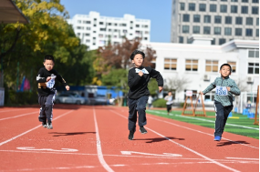 我校举行第十七届校园田径运动会243.png