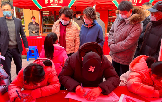 福兔迎春到  经典代代传——同济黄渡小学”舞刀弄剪“党员工作室参加新春下基层展示活动620.png